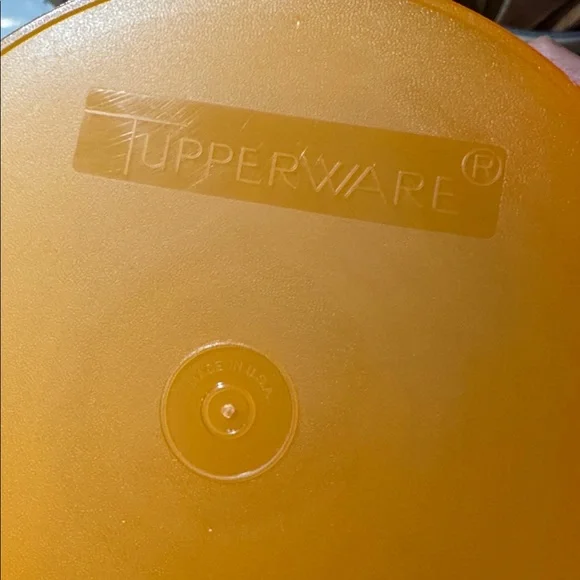 Vintage Tupperware Storage Container - Picture 5 of 10